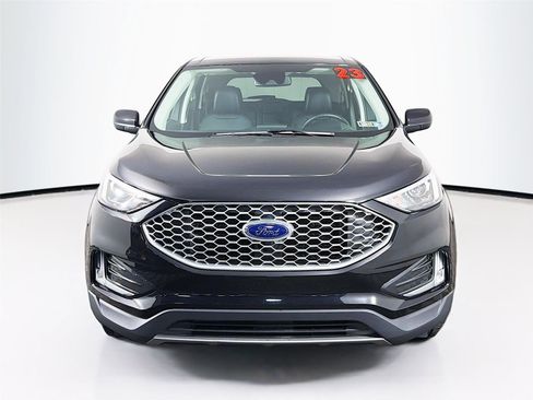 Used 2023 Ford Edge SEL w/ Convenience Package AWD/4WD image 2