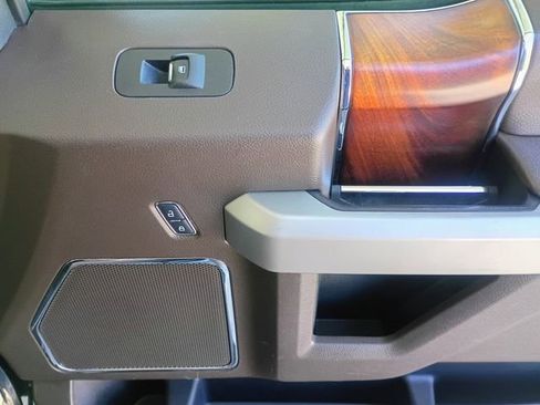 Used 2017 Ford F150 King Ranch image 43