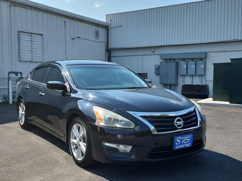 Used 2014 Nissan Altima 2.5 SV FWD image 7