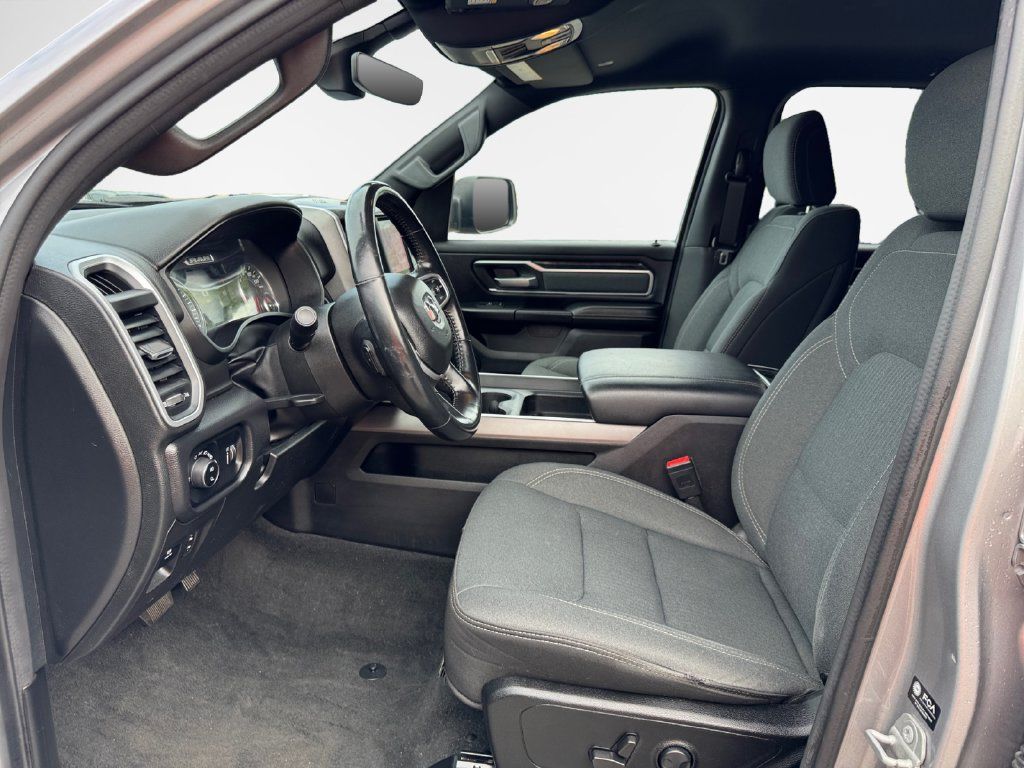 Used 2022 RAM 1500 Big Horn AWD/4WD image 12