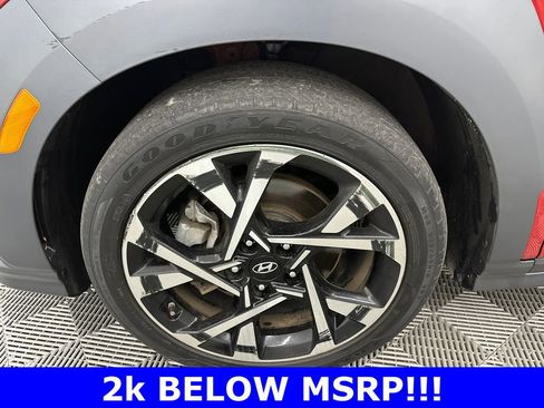 Used 2022 Hyundai Kona Limited image 12