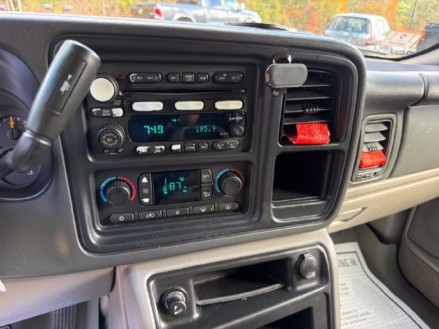 Used 2003 Chevrolet Suburban LT w/ LT Preferred Equipment Group AWD/4WD image 18