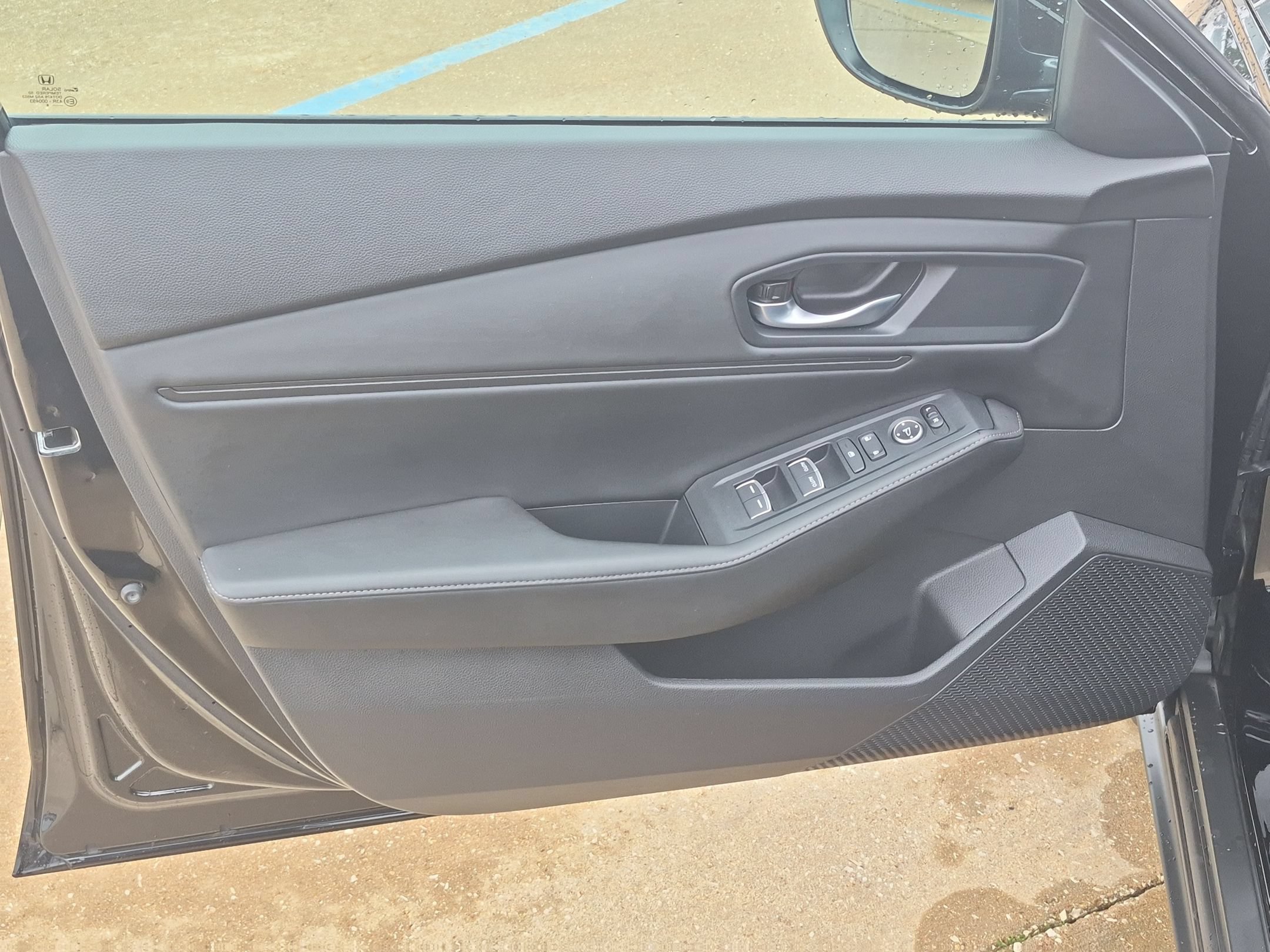 Used 2025 Honda Accord Sport image 12