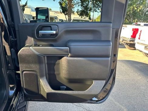Used 2022 GMC Sierra 2500 AT4 w/ AT4 Premium Plus Package AWD/4WD image 37