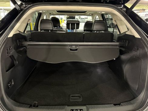Used 2018 Ford Edge Titanium w/ Equipment Group 301A AWD/4WD image 28
