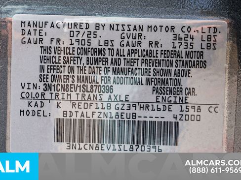 Used 2025 Nissan Versa SV w/ Trunk Package image 47