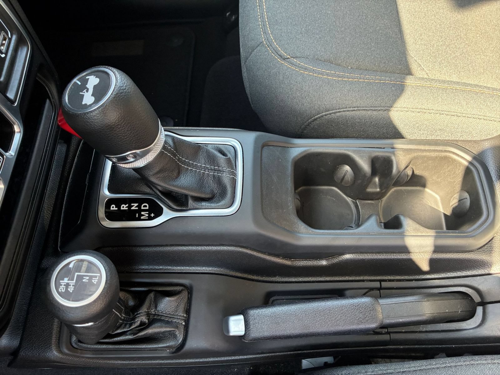 Used 2025 Jeep Wrangler Unlimited Sport AWD/4WD image 38