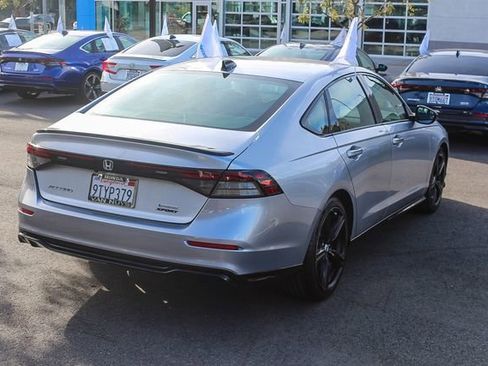 Used 2025 Honda Accord Sport image 5