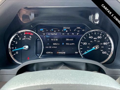 Used 2022 Ford F250 Lariat w/ Lariat Ultimate Package AWD/4WD image 14