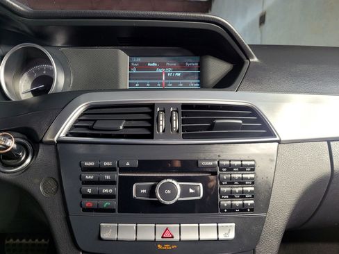 Used 2014 Mercedes-Benz C 250 Coupe image 29