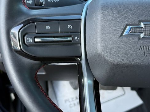 Used 2024 Chevrolet Colorado Z71 w/ Z71 Convenience Package 2 image 9