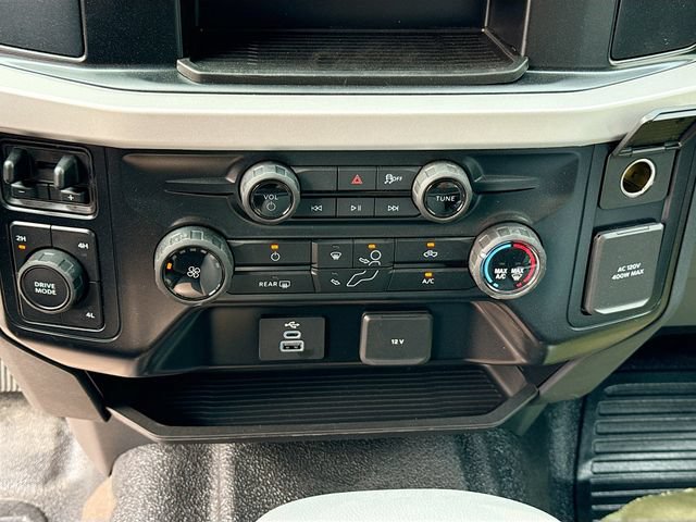 New 2026 Ford F550 4x4 Crew Cab image 14