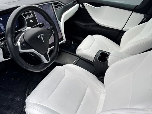 Used 2017 Tesla Model S 100D image 4