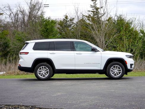 New 2026 Jeep Grand Cherokee L Laredo RWD image 5