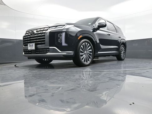 Used 2024 Hyundai Palisade Calligraphy image 28
