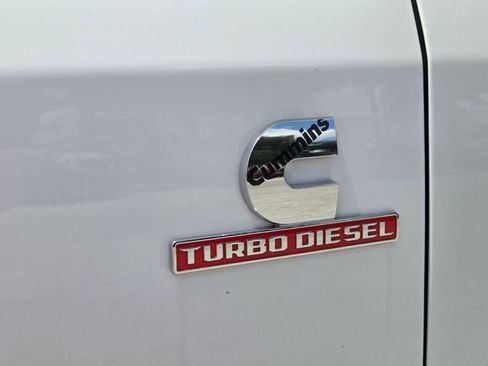 Used 2024 RAM 3500 Tradesman w/ Chrome Appearance Group AWD/4WD image 12
