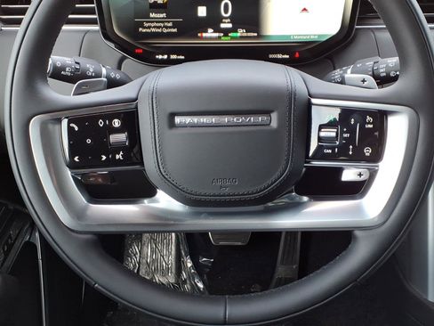 New 2026 Land Rover Range Rover SE image 15