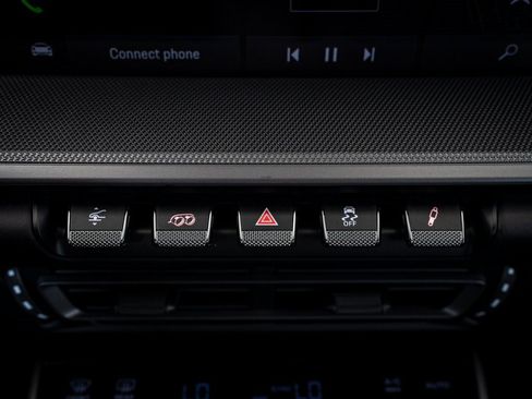 Certified 2024 Porsche 911 Carrera image 38