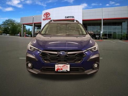 Used 2024 Subaru Crosstrek 2.5i Limited w/ Crosstrek Mirror Package AWD/4WD image 6