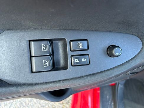 Used 2017 Nissan 370Z Touring image 16