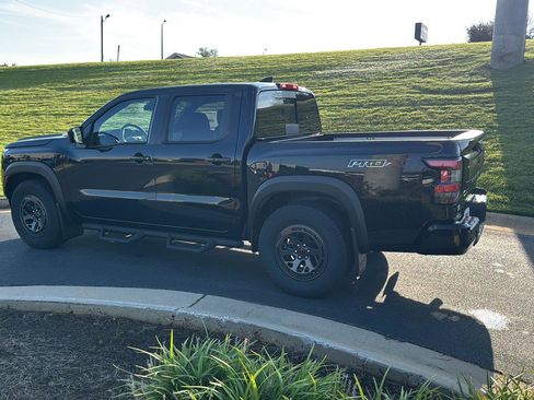 New 2026 Nissan Frontier Pro-X w/ Pro-X Convenience Package RWD image 3