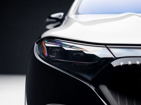 Used 2024 Mercedes-Benz Maybach EQS 680 4MATIC image 8