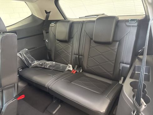 New 2026 Volkswagen Atlas SE image 27