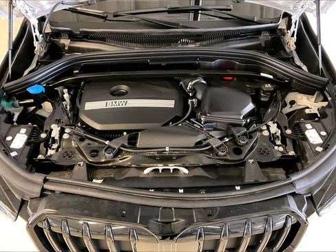 Used 2025 BMW X1 xDrive28i w/ M Sport Package AWD/4WD image 28