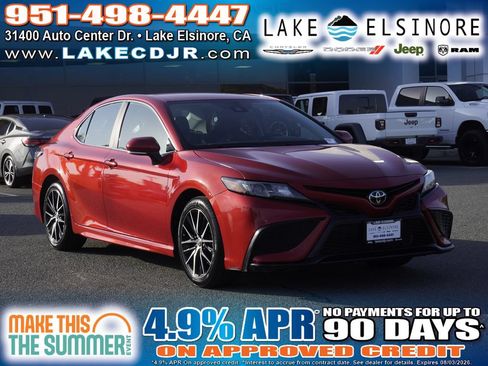 Used 2023 Toyota Camry SE FWD image 1