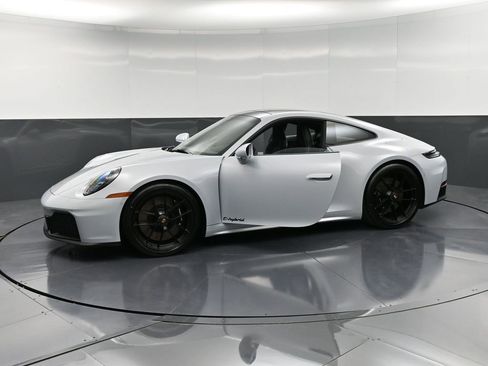 New 2026 Porsche 911 Carrera GTS RWD image 36