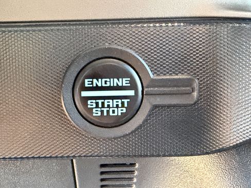 Certified 2021 Ford Bronco Outer Banks w/ Sasquatch Package image 20