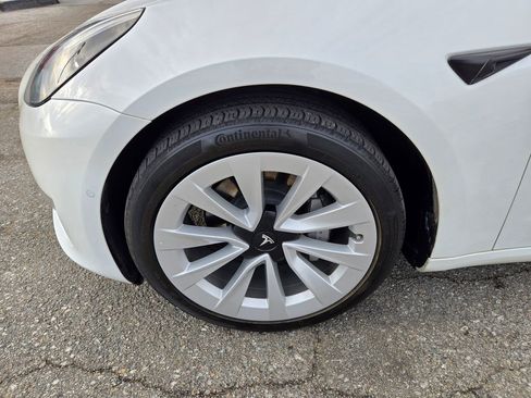 Used 2022 Tesla Model 3 Long Range image 10