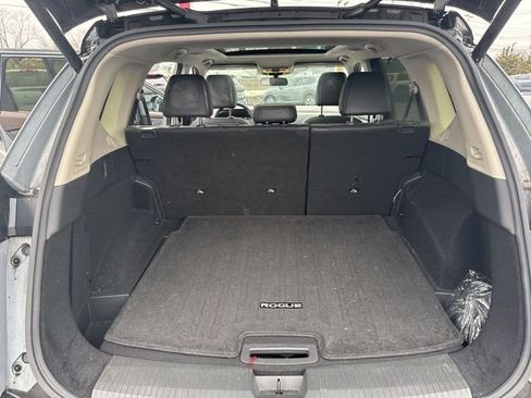 Certified 2023 Nissan Rogue SV w/ SV Premium B Package image 22