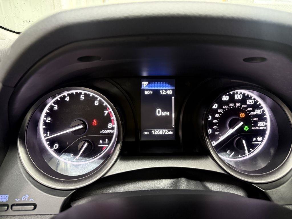 Used 2021 Toyota Camry SE FWD image 13