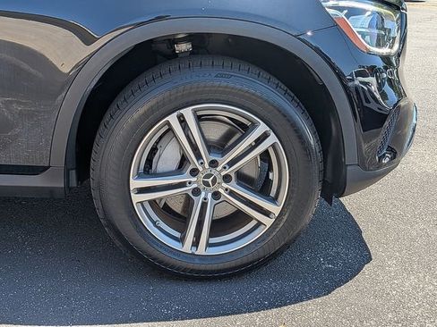 Used 2020 Mercedes-Benz GLC 300 image 11