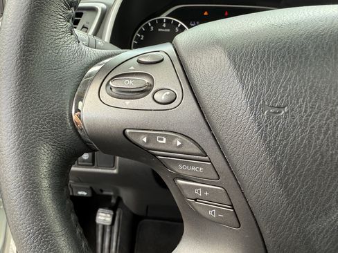 Used 2023 Nissan Murano SL w/ SL Moonroof Package FWD image 12