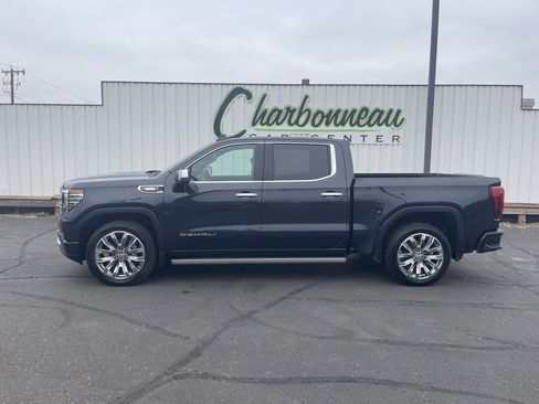 Used 2024 GMC Sierra 1500 Denali w/ Denali Reserve Package image 2