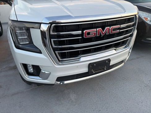 Used 2023 GMC Yukon SLT w/ SLT Luxury Package RWD image 36