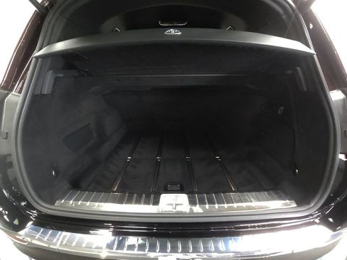 Used 2024 Mercedes-Benz Maybach GLS 600 4MATIC image 33
