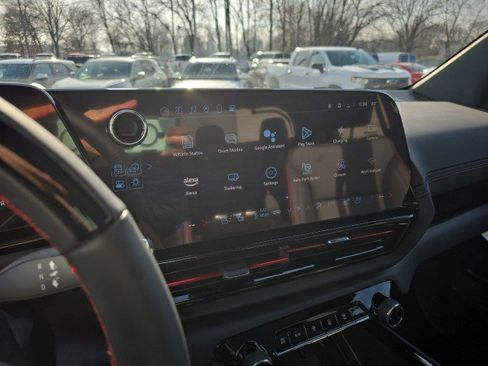 New 2025 Chevrolet Silverado EV RST image 39