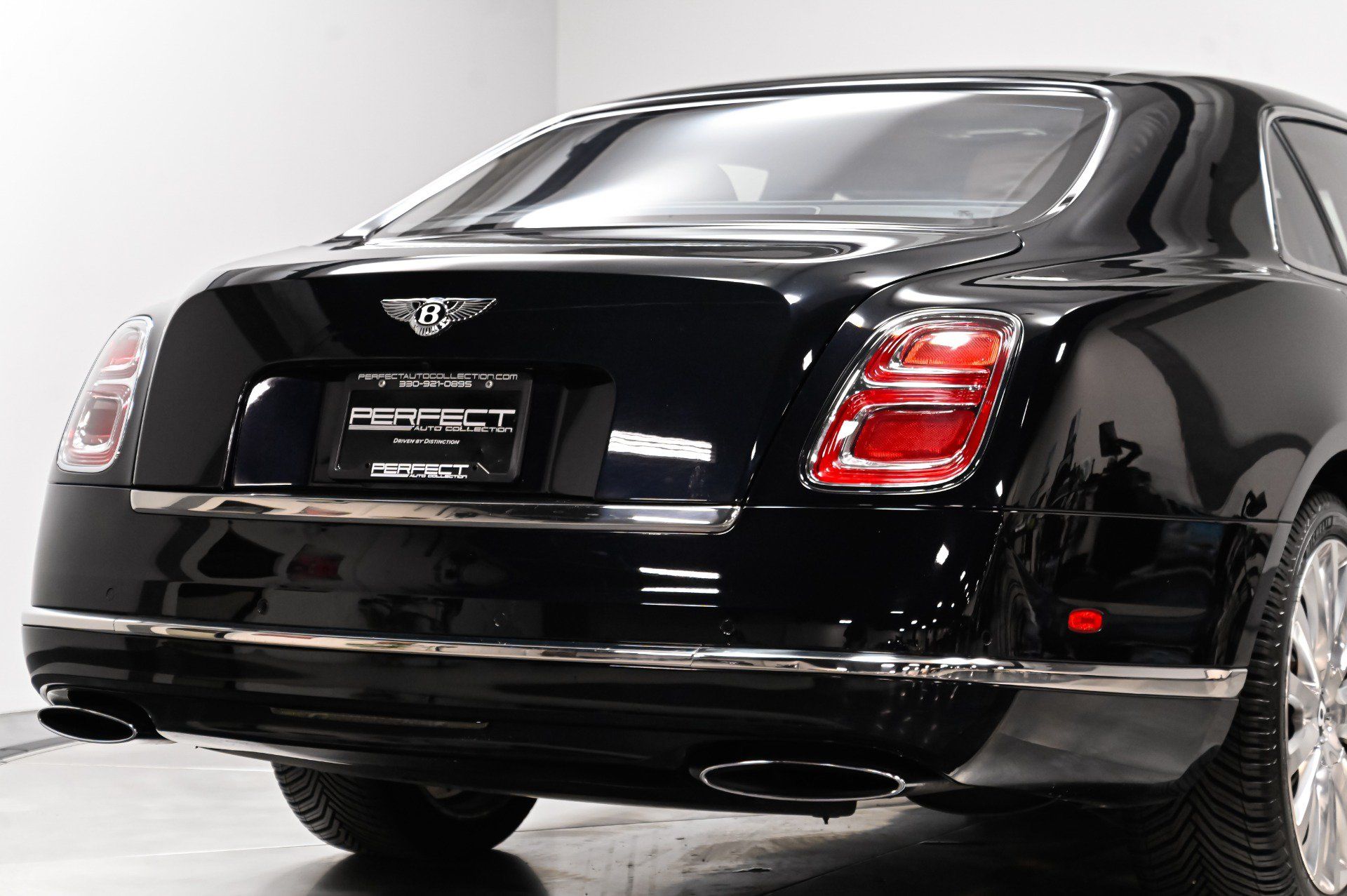 Used 2017 Bentley Mulsanne RWD image 53