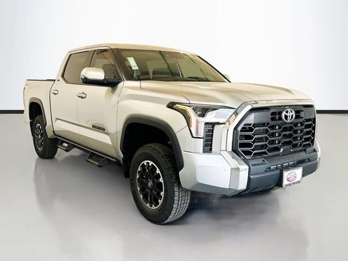 New 2026 Toyota Tundra SR5 AWD/4WD image 3