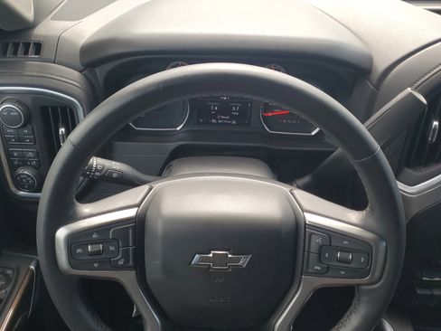 Used 2022 Chevrolet Silverado 1500 LT Trail Boss w/ LT Trail Boss Premium Package image 23