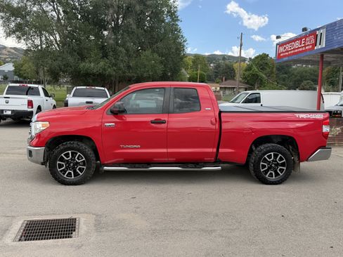 Used 2016 Toyota Tundra SR5 w/ TRD Off Road Package AWD/4WD image 3