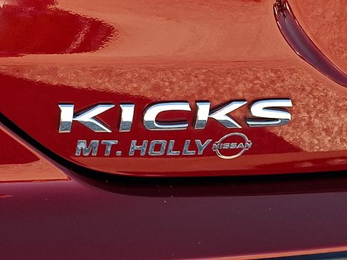 Used 2023 Nissan Kicks SV w/ Exterior Package FWD image 30