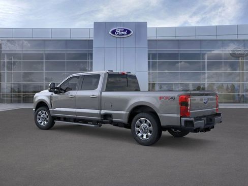New 2025 Ford F250 Lariat w/ Chrome Package image 4