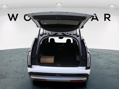 New 2026 Hyundai Ioniq 9 SEL AWD/4WD image 11