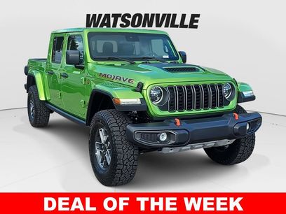 New 2025 Jeep Gladiator Mojave w/ Convenience Group