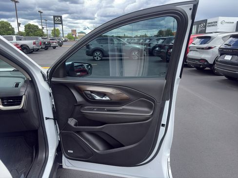 Used 2020 GMC Terrain Denali w/ Denali Premium Package AWD/4WD image 19