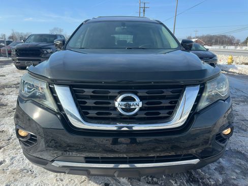 Used 2018 Nissan Pathfinder Platinum w/ Cargo Package image 14